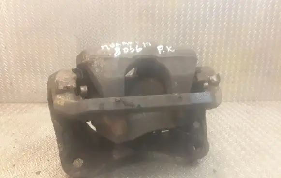 Nissan Murano Z50 Front brake caliper