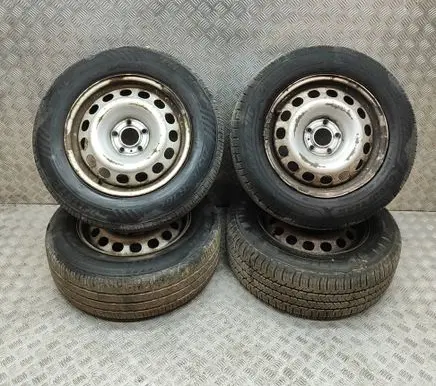 R16 alloy rim