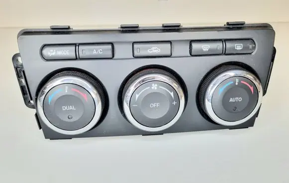 Mazda 6 Air conditioning/heating control unit T1013520VC GDN361190A