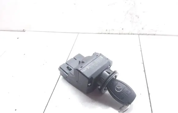 Mercedes-Benz Sprinter W906 Ignition lock A9069003403 3300307201