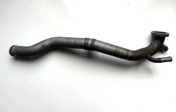 Mazda CX-5 Engine coolant pipe/hose PE0215190C