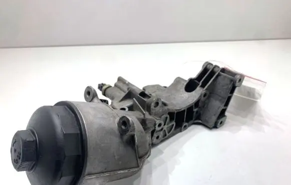 BMW 5 E60 E61 Oil filter mounting bracket 1713838