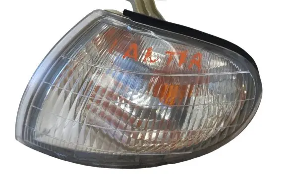 Hyundai Lantra I Front indicator light 92301285