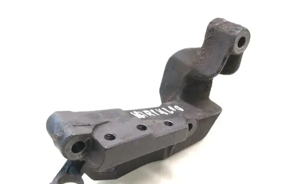 Opel Astra G Engine mounting bracket 90538558 7135979
