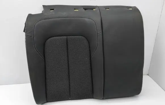 Audi Q2 - Rear seat 