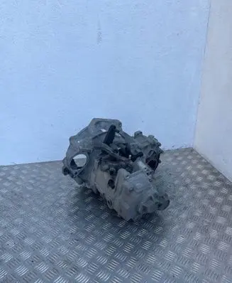 Seat Leon (5F) Manual 6 speed gearbox QXH