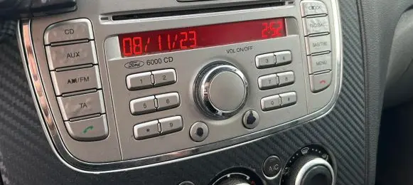 Ford Focus Radio/CD/DVD/GPS head unit 8M5T18C815AB