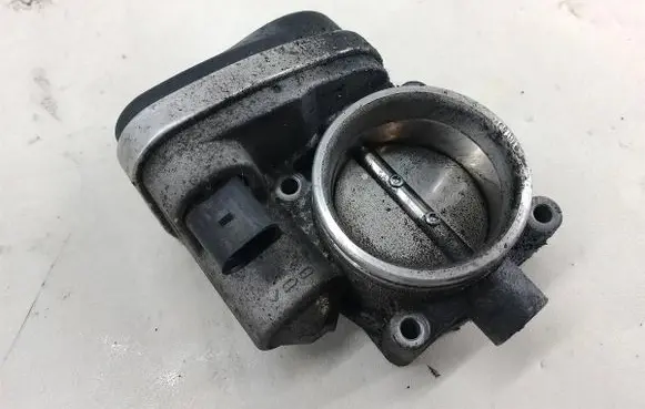 BMW 3 E90 E91 Throttle body valve 13521439224-04