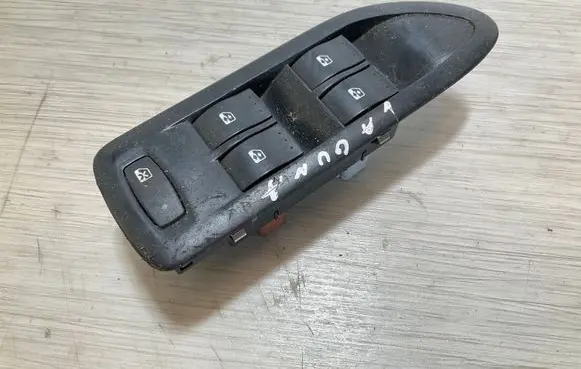 Renault Laguna III Electric window control switch