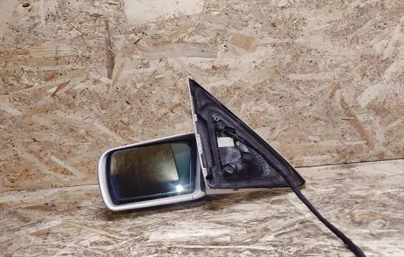 Mercedes-Benz S W140 Front door electric wing mirror 