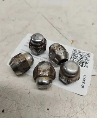 KIA Sorento Nuts/bolts 