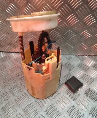 Mercedes-Benz C W203 In-tank fuel pump
