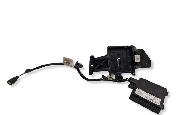 Ford Kuga II Blind spot module DV6T14C689BC DV6T14D599AC ECU308047