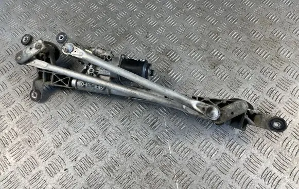 Subaru Outback Front wiper linkage and motor