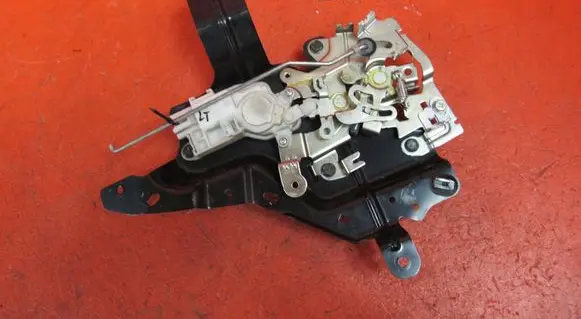Nissan NV200 Loading door lock 