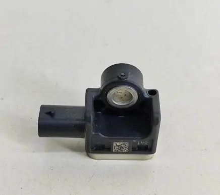 Mercedes-Benz Vito Viano W447 Airbag deployment crash/impact sensor A4479050013