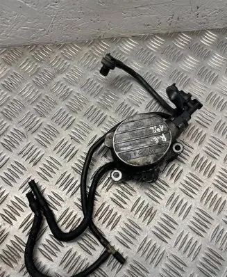 Renault Espace IV Vacuum pump 8200102535 RE218101