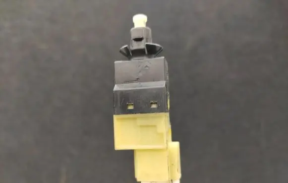 Volkswagen Crafter Brake pedal sensor switch A0015454409