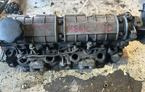Renault Scenic I Engine head 634534