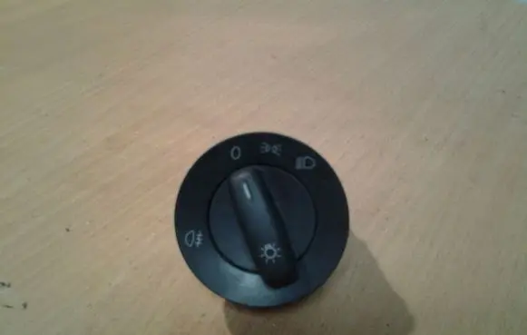 Volkswagen PASSAT B6 Light switch 1K0941431AH