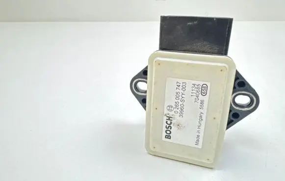 Honda CR-V ESP acceleration yaw rate sensor 0265005747 7040685