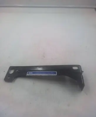 Ford F150 Fender mounting bracket fl3z16a142a