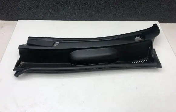 Toyota Prius (XW20) Wiper trim 5578247070