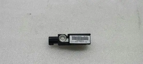 Jaguar S-Type Airbag deployment crash/impact sensor C2C30970