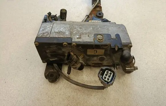 Ford Transit - Tourneo Connect Auxiliary pre-heater (Webasto) AV6118K464CM AV6118K463CP 122R000023