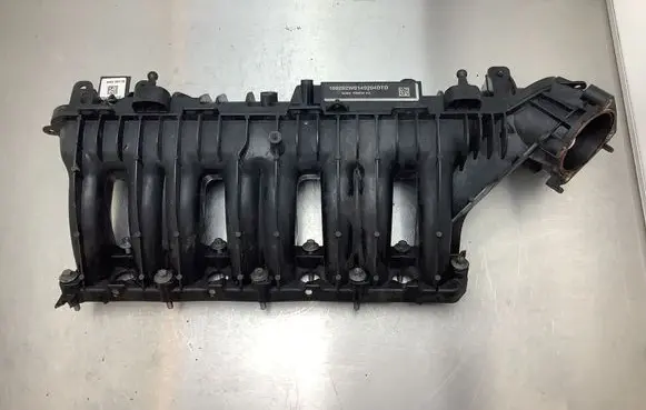 Land Rover Discovery Sport Intake manifold G4D318N968AA