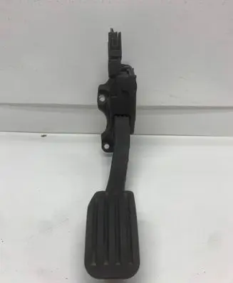 Ford Mondeo MK IV Accelerator throttle pedal 6G929F836RD C95YE01