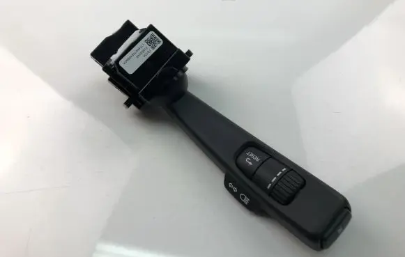 Volvo V40 Indicator stalk 31456045