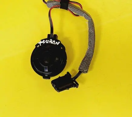 Volkswagen Touran I Front door high frequency speaker 1T0035411F