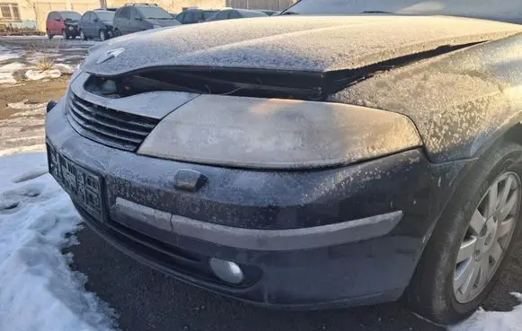 Renault Laguna II Front bumper 