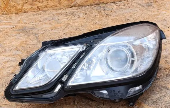 Mercedes-Benz E W212 Headlight/headlamp A2128205761 1ZT00970207 5DC00906020AK