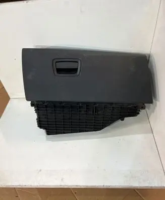 BMW 5 F10 F11 Glove box 9173907 11242010