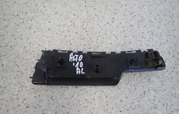 Suzuki Alto Front bumper mounting bracket 71822-68K00