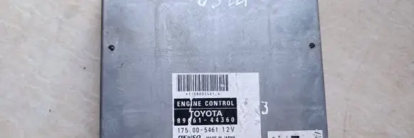 Toyota Avensis Verso Engine control unit/module 8966144360 175005461