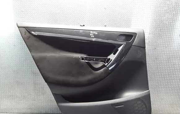 Citroen C4 Grand Picasso Rear door card panel trim