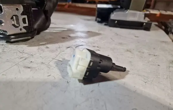 Audi Q7 4L Reversing light switch sensor 