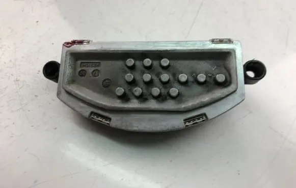 Mercedes-Benz Vito Viano W447 Heater blower motor/fan resistor 5HL01126652