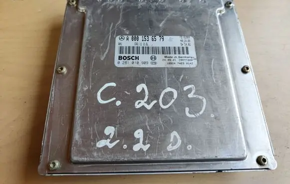 Mercedes-Benz C W203 Engine control unit/module A0001536579
