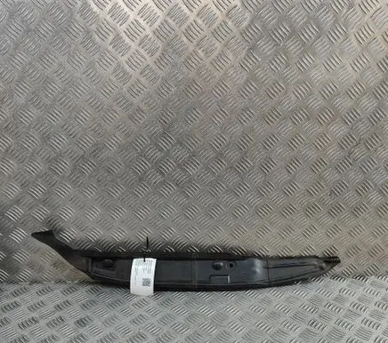 Audi Q3 8U Fender end trim 8U0821112A