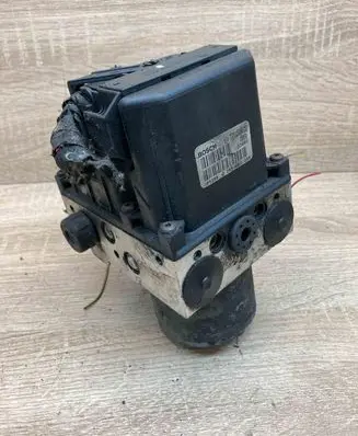 Audi A6 S6 C5 4B ABS Pump 0265950055 4B0614517G