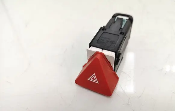 Volkswagen Touran I Hazard light switch 1T0953509