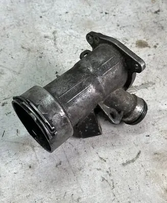 Mercedes-Benz E W211 EGR valve A612090 34201023