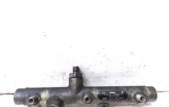 Audi A8 S8 D3 4E Fuel main line pipe 059130089D