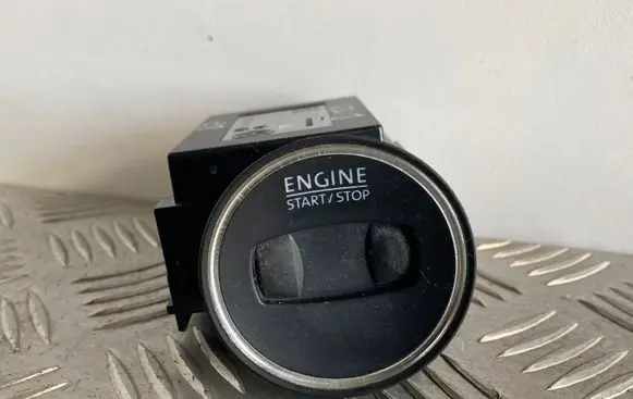 Volkswagen PASSAT B7 Ignition lock 3C0905843AD 3071Q01S