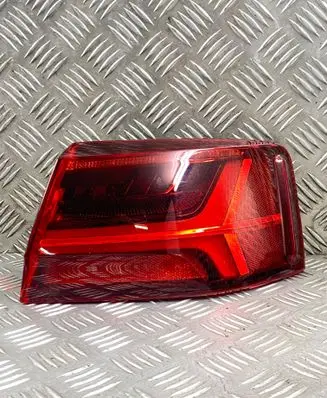 Rear/tail lights