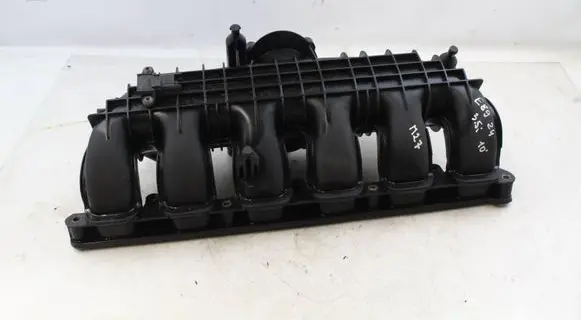 BMW Z4 E89 Intake manifold 7564679 11617564679